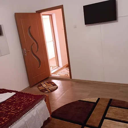Pensiunea Irina 3 Vendégház Zărneşti